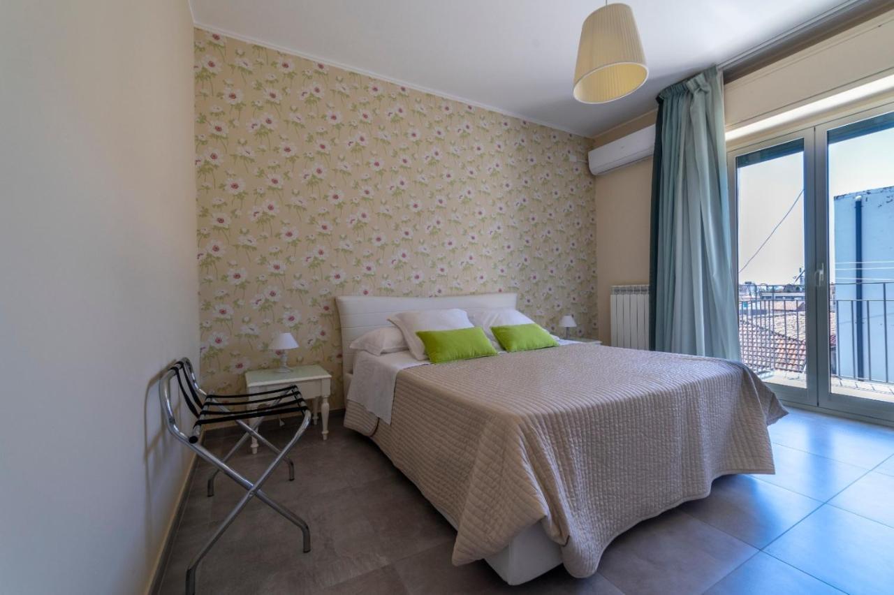 B&B Attico 160 Catania Exterior photo